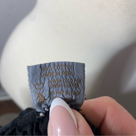 Giocam Black Cotton Embroidered Button Front Cami Top Size Small - Picture 6 of 6